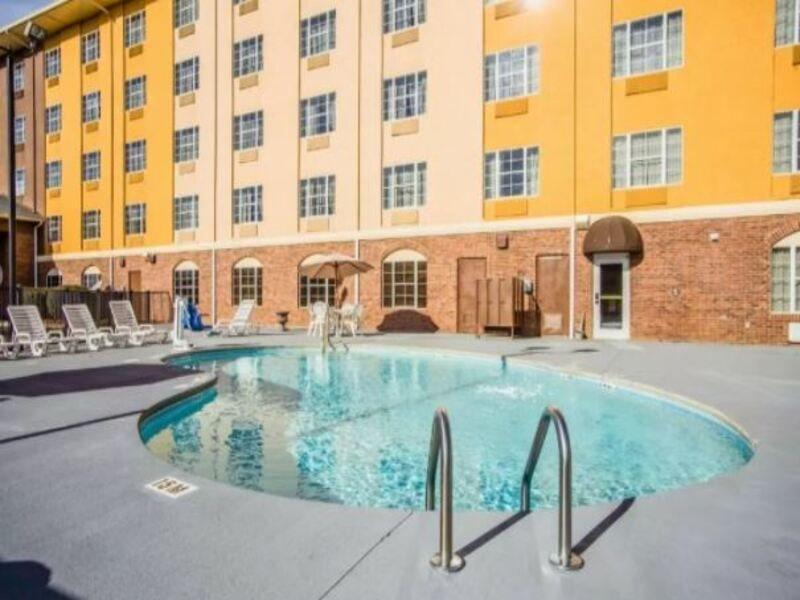 Comfort Suites Pineville - Ballantyne Area Exteriör bild