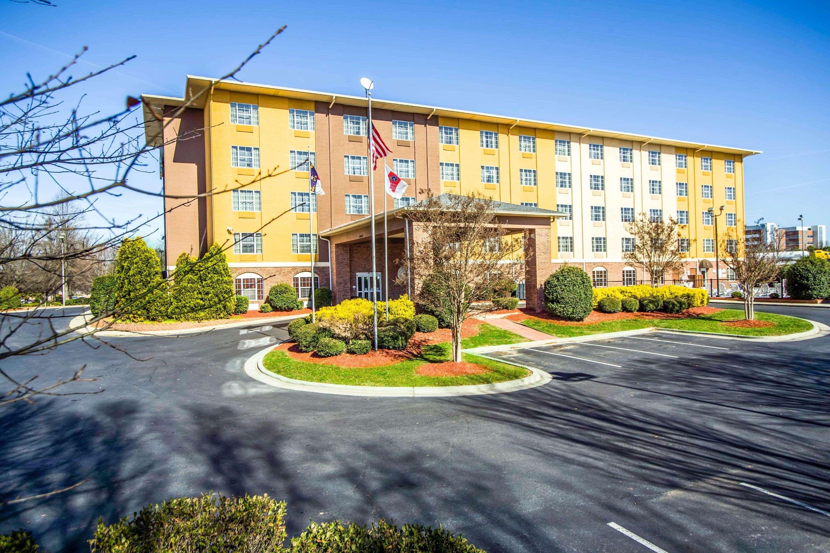 Comfort Suites Pineville - Ballantyne Area Exteriör bild